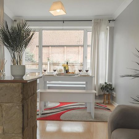 Vila Idyllic 3-Bed House. 5-Min From Channel Tunnel Folkestone Exteriér fotografie