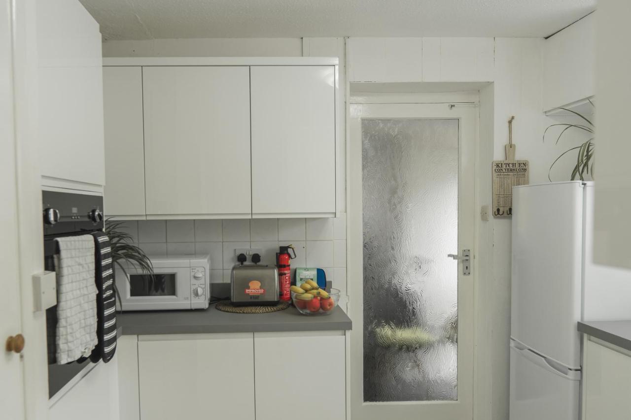 Vila Idyllic 3-Bed House. 5-Min From Channel Tunnel Folkestone Exteriér fotografie