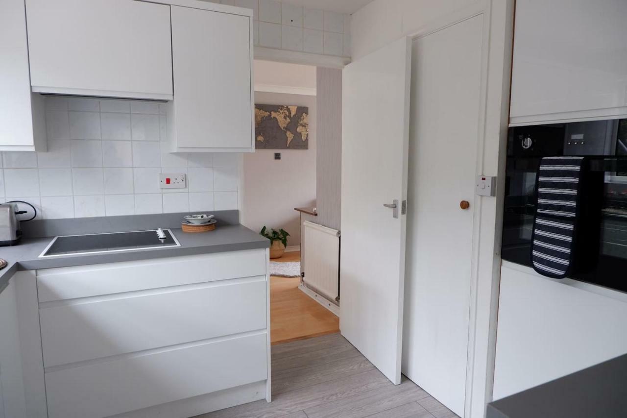 Vila Idyllic 3-Bed House. 5-Min From Channel Tunnel Folkestone Exteriér fotografie