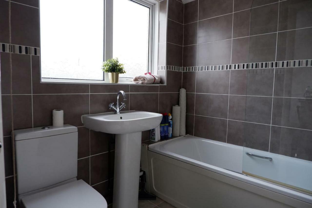 Vila Idyllic 3-Bed House. 5-Min From Channel Tunnel Folkestone Exteriér fotografie